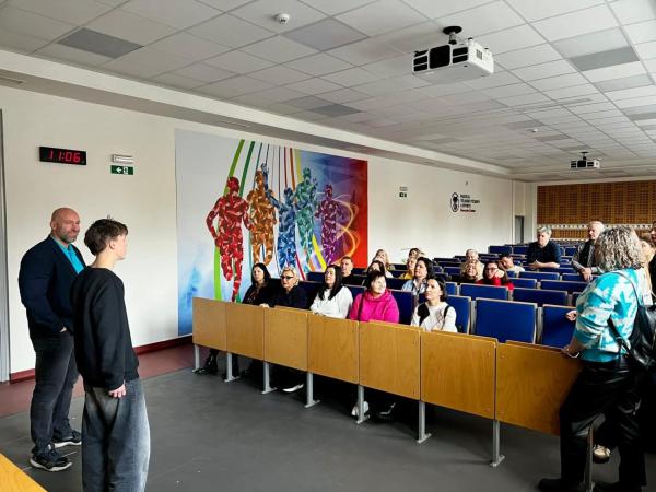 Litevská delegace 40 ředitelů a učitelů navštívila GSGE